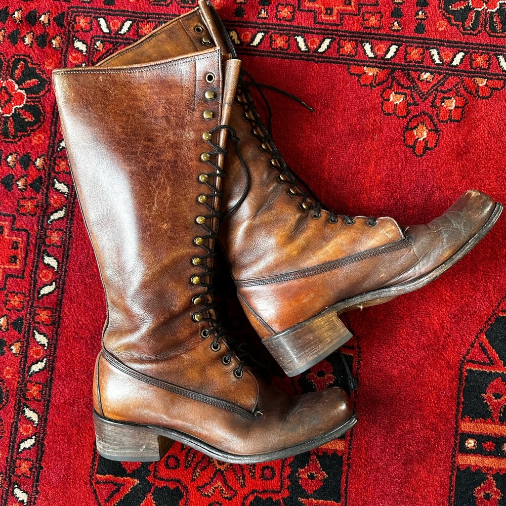 RARE 1970s knee high lace up boot